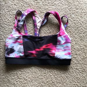 Size 6 lululemon sports bra